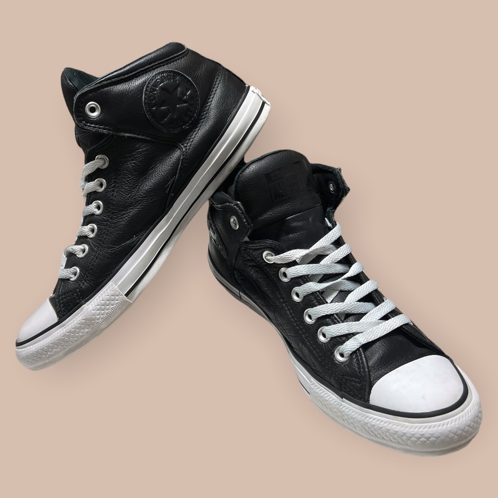 Converse all leather sneakers unisex sz 11